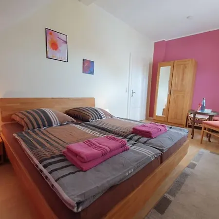 Ferienwohnung AktriwO zentral im Herzen Bückeburgs Exterior foto